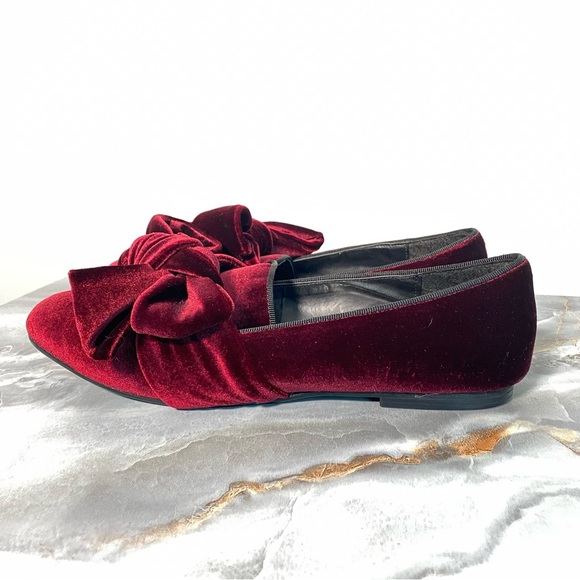 Zara Basics Burgundy Red Velvet Loafers Bow Flats Size 40 - Picture 5 of 11